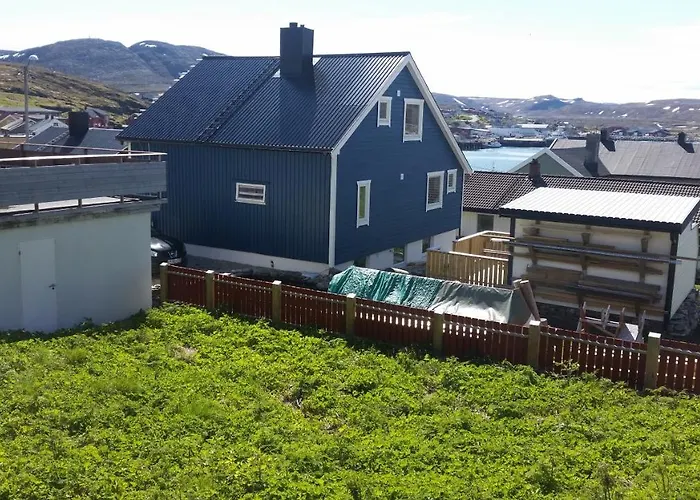 Blue House I At The End Of The World * Mehamn